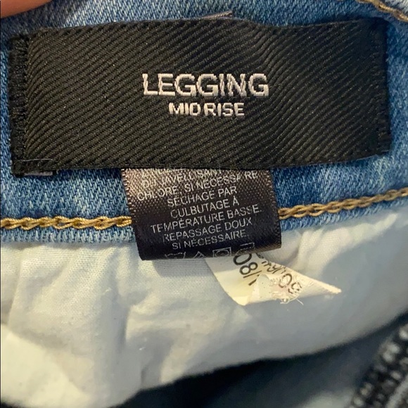 EXPRESS Mid Rise Distressed Jeans - Picture 5 of 6